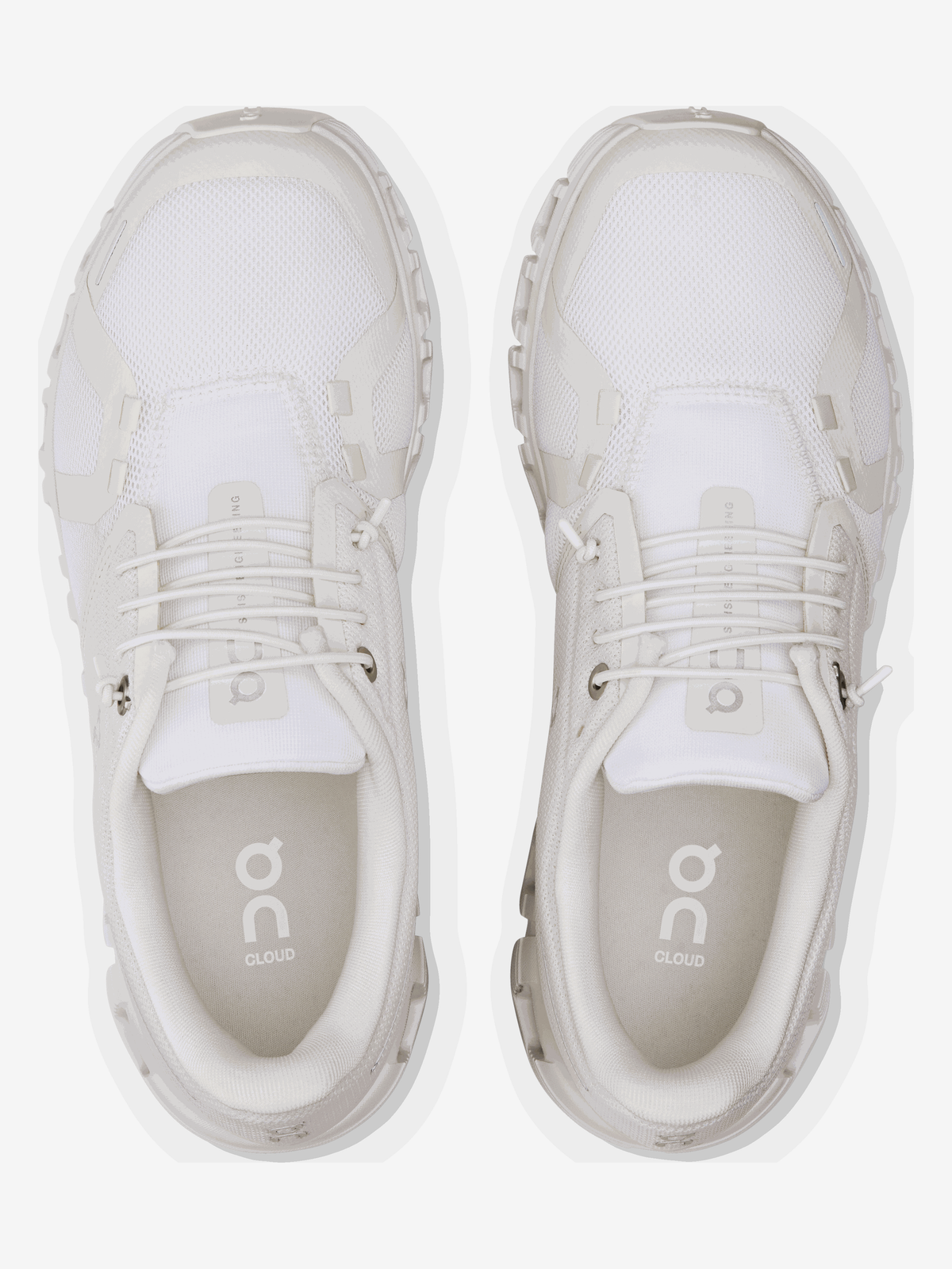 ON RUNNING - Women Cloud 6 Sneakers