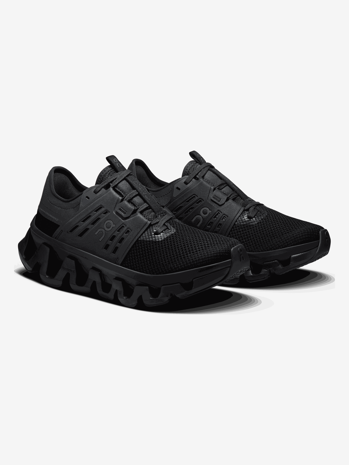 ON RUNNING - Women Cloudswift Amp Sneakers