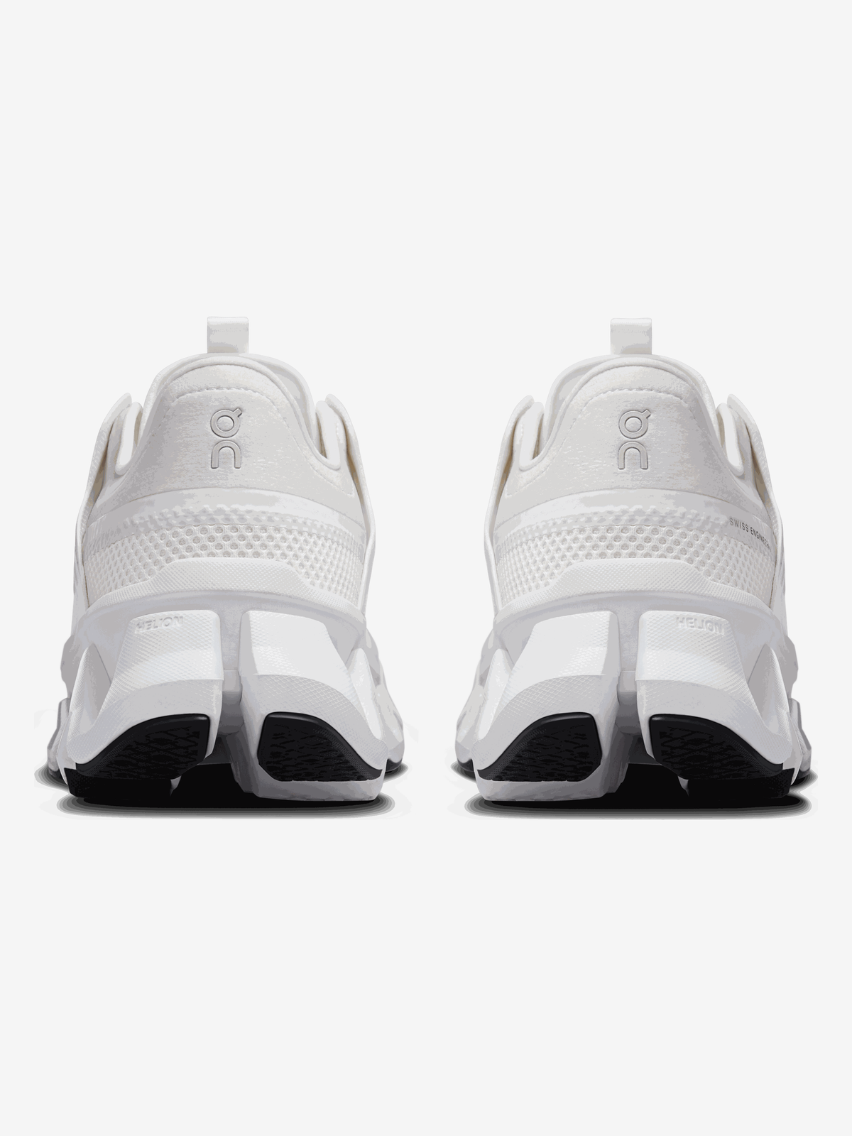 ON RUNNING - Women Cloudswift Amp Sneakers